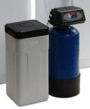Mobil, rendszerfeltöltő vízlágyító (pezsgőfürdőhöz, fűtéshez)